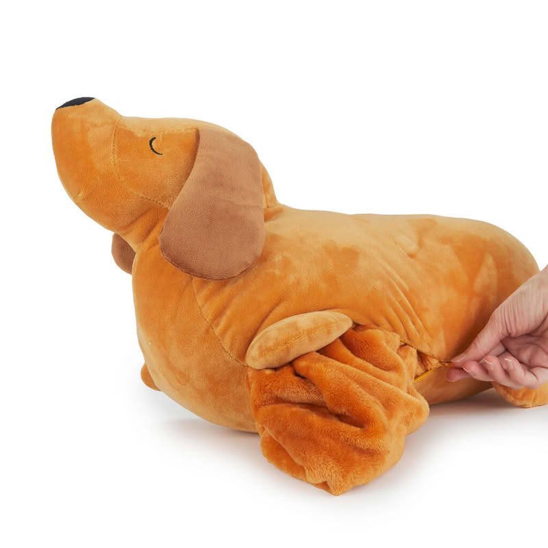 Cuscino a forma di bassotto marrone con al suo interno una coperta dello stesso colore di dimensione 150 x 110 cm, il tutto è lavabile in lavatrice