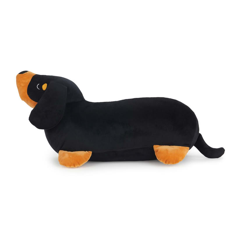 Cuscino a forma di bassotto nero e marrone con al suo interno una coperta dello stesso colore di dimensione 150 x 110 cm, il tutto è lavabile in lavatrice