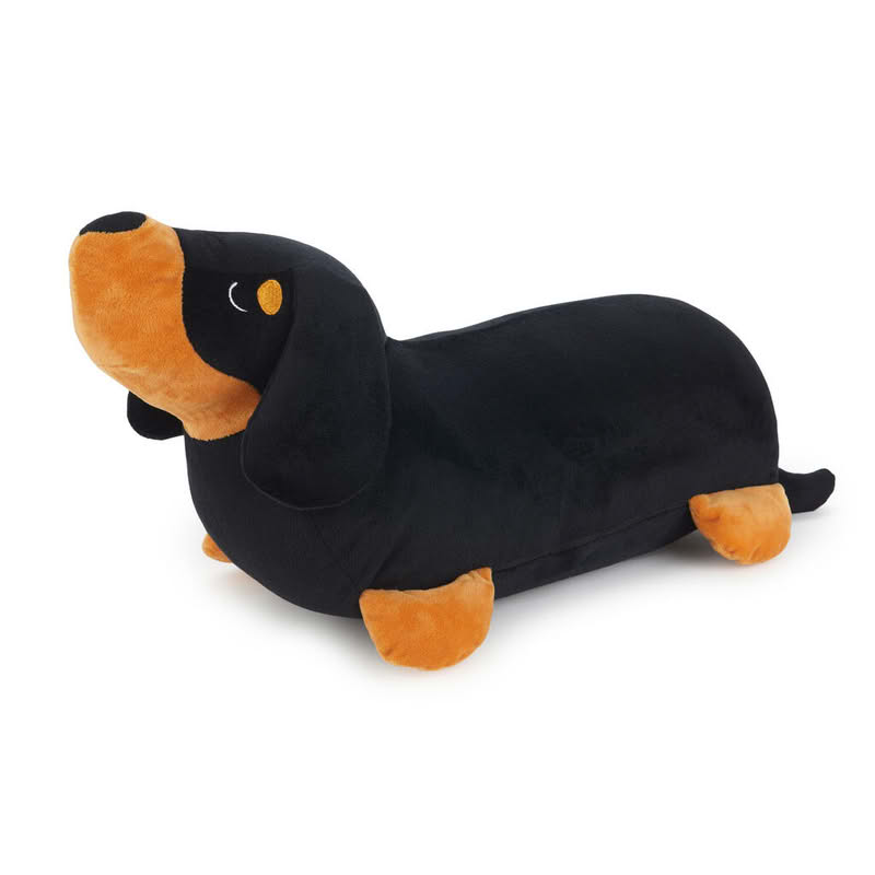 Cuscino a forma di bassotto nero e marrone con al suo interno una coperta dello stesso colore di dimensione 150 x 110 cm, il tutto è lavabile in lavatrice