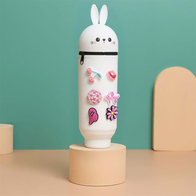 Astuccio a forma di animale con charm assortito (koala, capibara, coniglio) in silicone, utilizzabile anche come portamatite