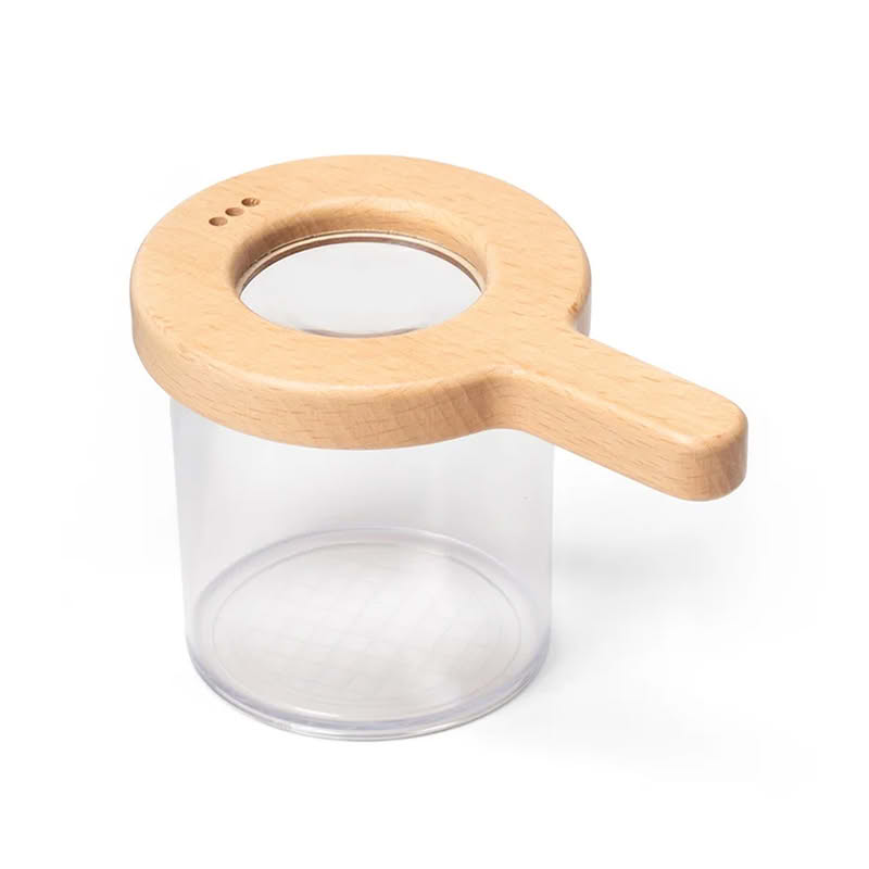 Contenitore con lente a ingrandimento 2x per osservare comodamente insetti o altre specie