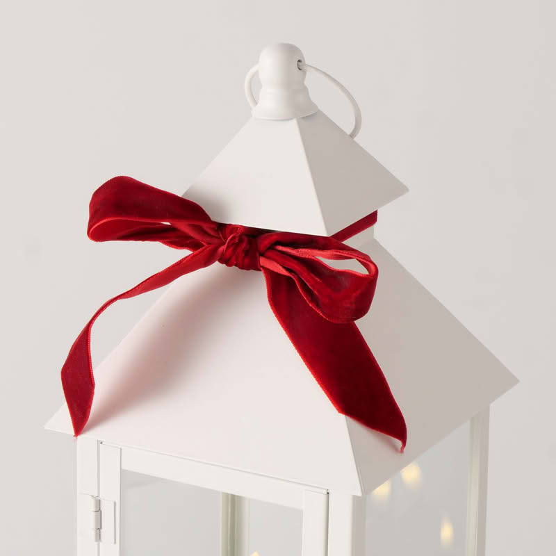 Lanterna di Natale bianca con 3 candele led, agrifoglio e fiocco, perfetta come decorazione completa di Natale