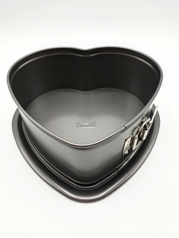 Tortiera antiaderente a forma di cuore con cerniera, include ricette